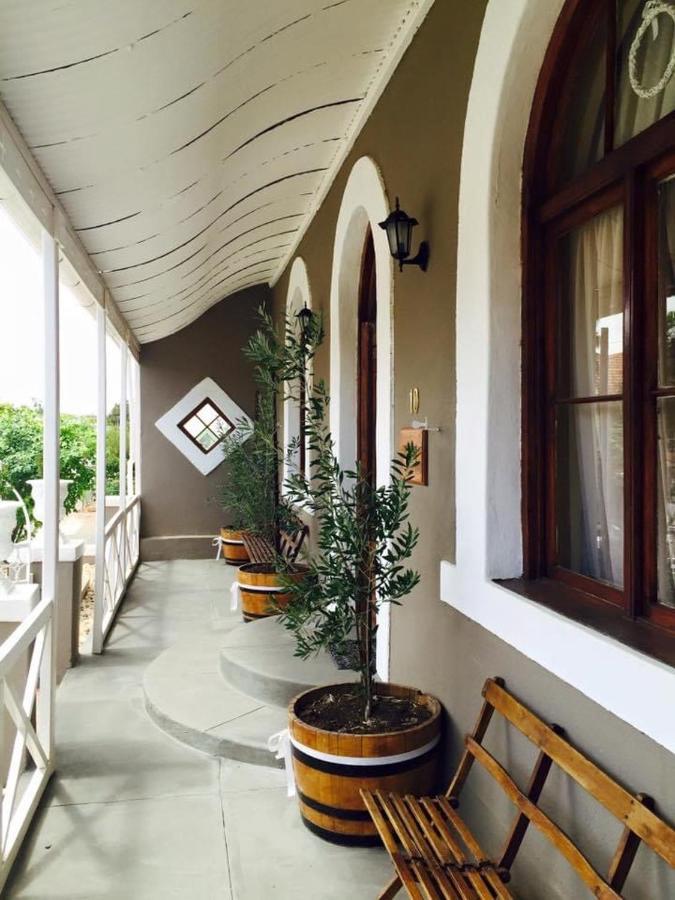 Lord Carnarvon Guesthouse エクステリア 写真